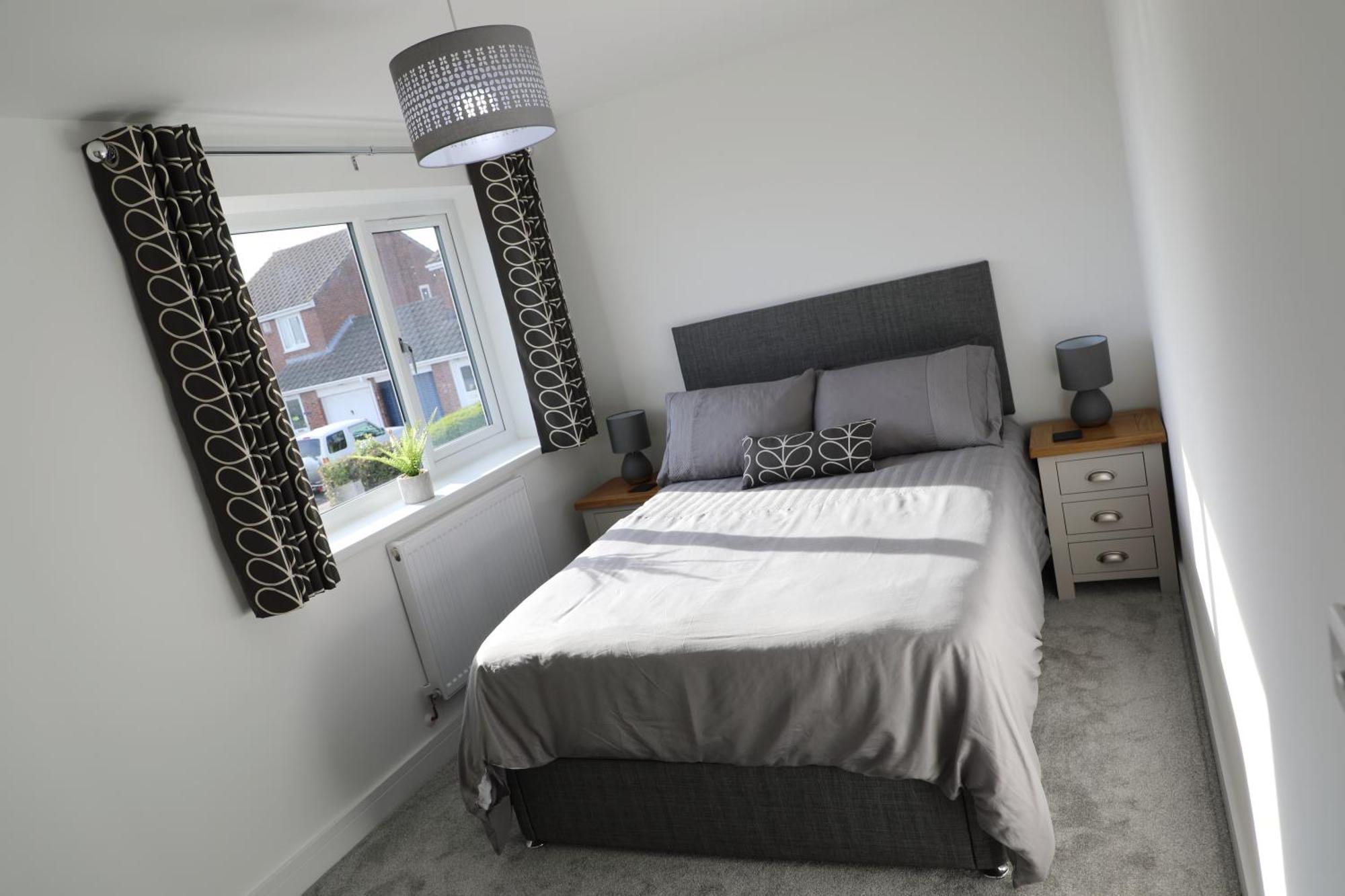 Modern, Two Double Bedroom House With Free Parking Chepstow Exteriör bild