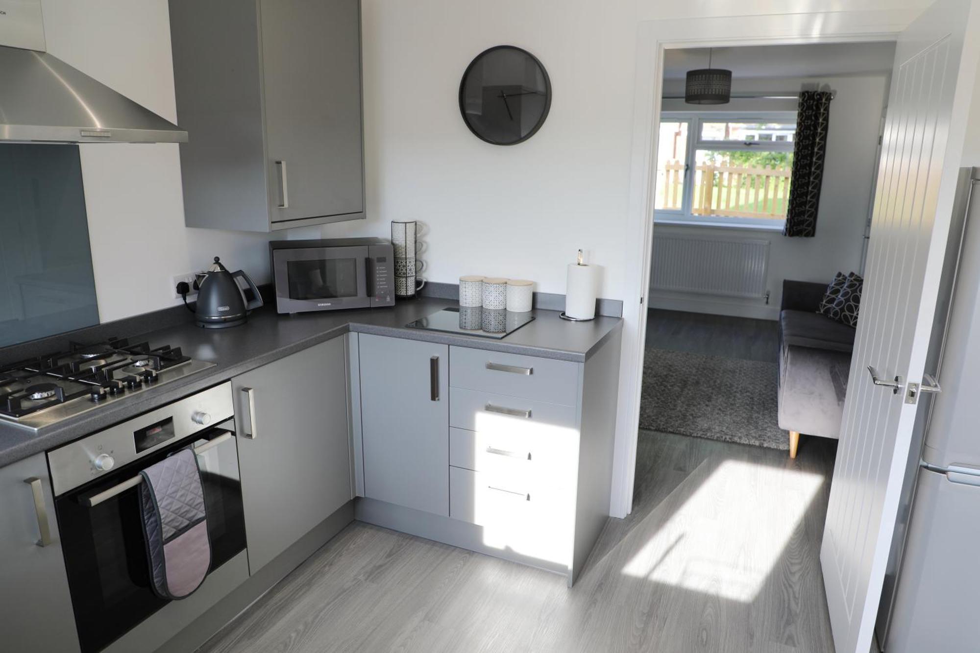 Modern, Two Double Bedroom House With Free Parking Chepstow Exteriör bild