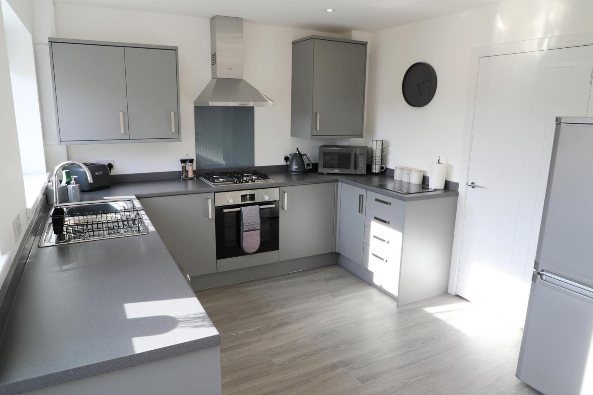 Modern, Two Double Bedroom House With Free Parking Chepstow Exteriör bild
