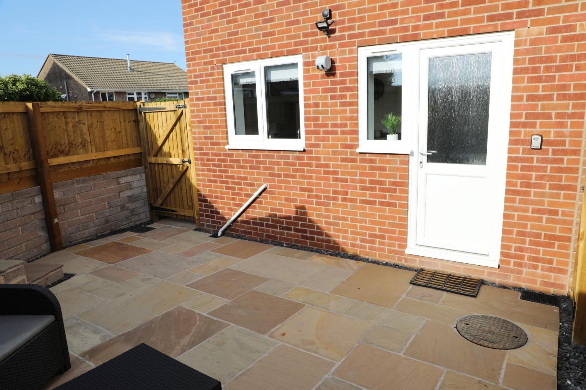 Modern, Two Double Bedroom House With Free Parking Chepstow Exteriör bild