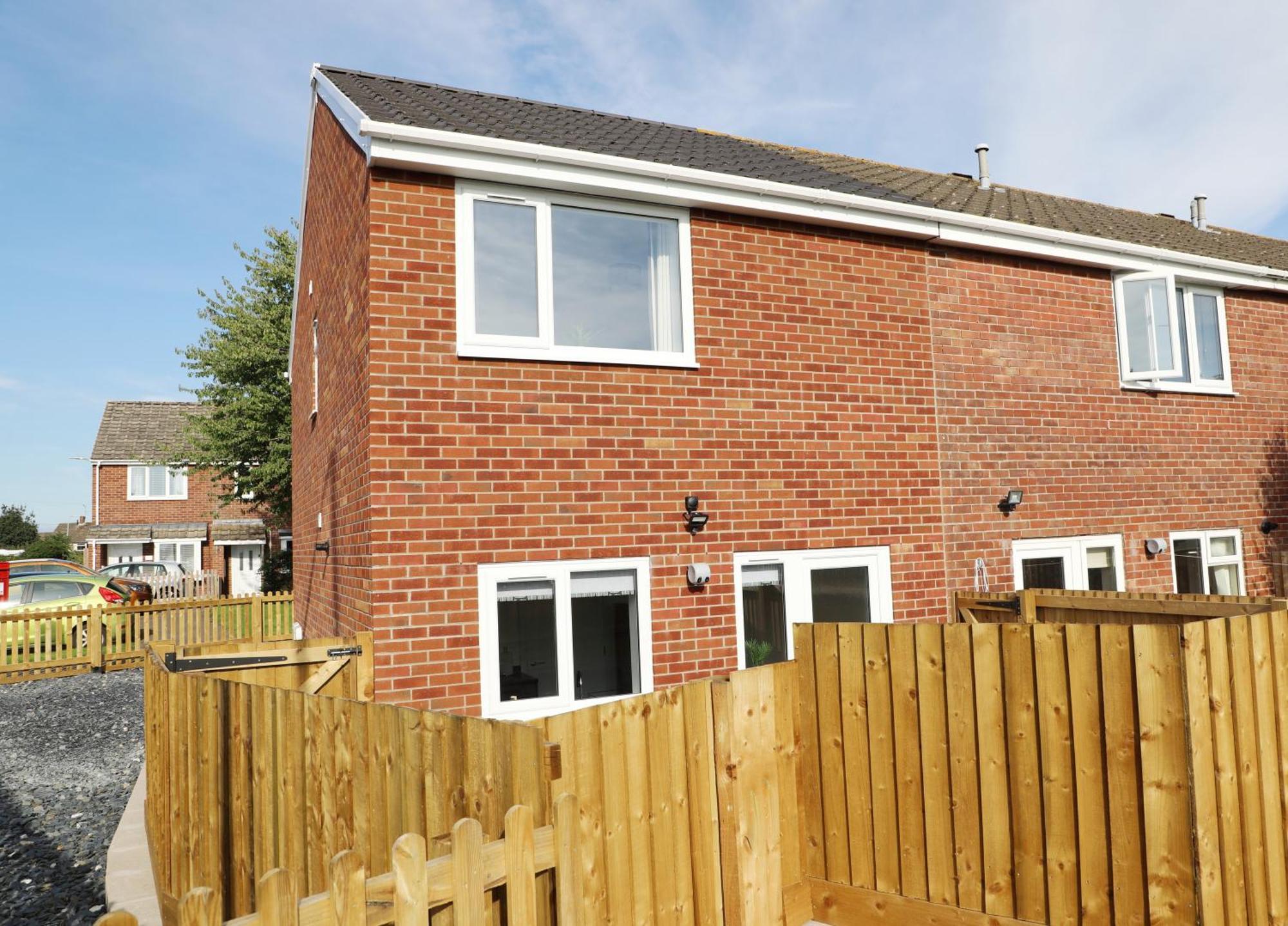 Modern, Two Double Bedroom House With Free Parking Chepstow Exteriör bild