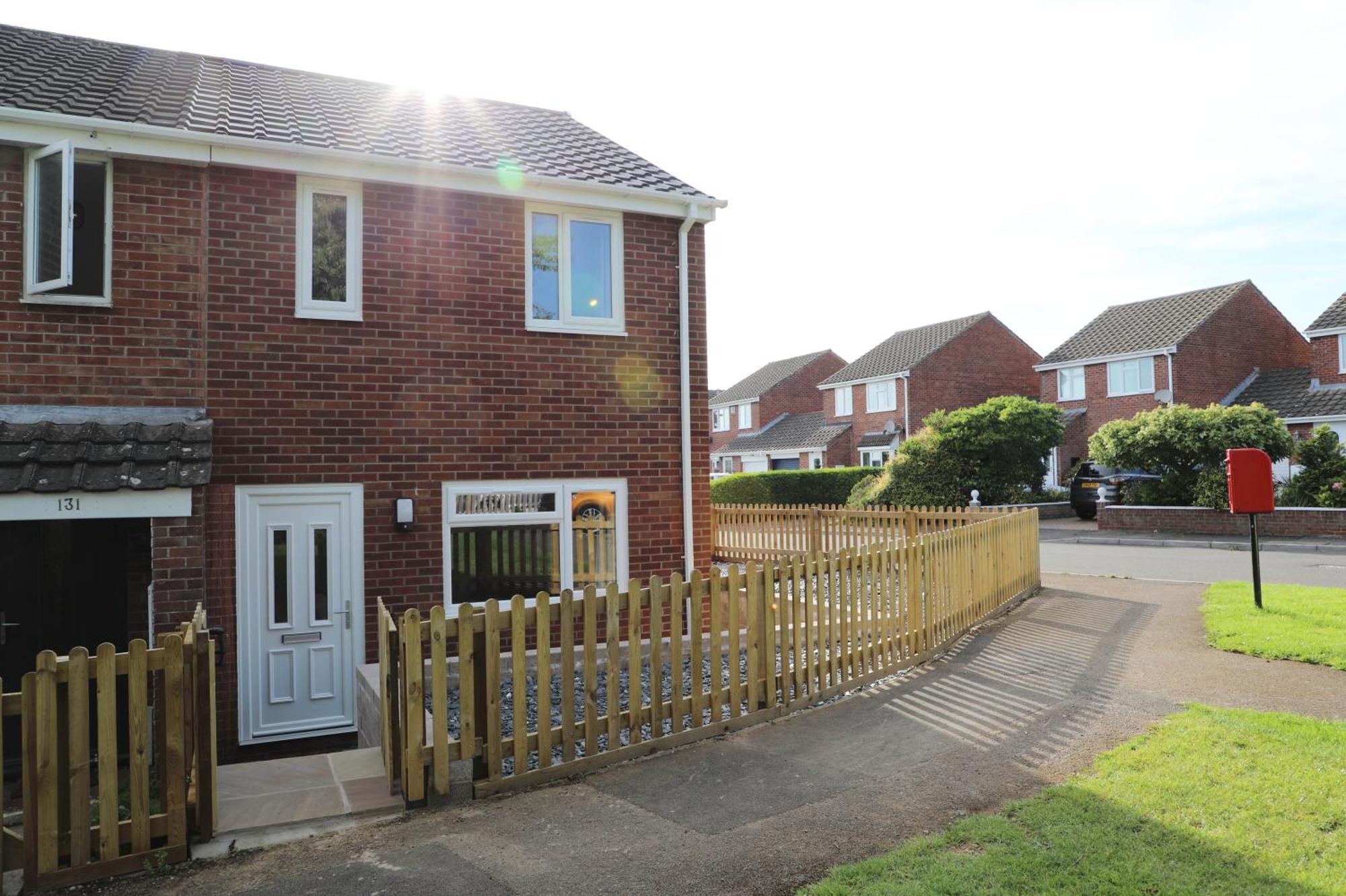 Modern, Two Double Bedroom House With Free Parking Chepstow Exteriör bild